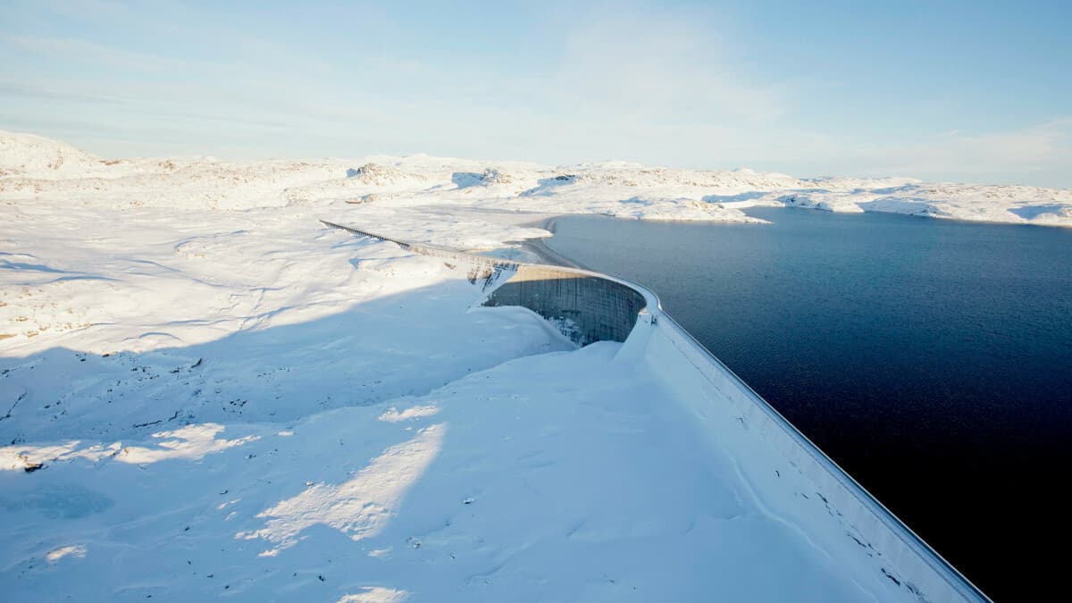 Water dam during winter